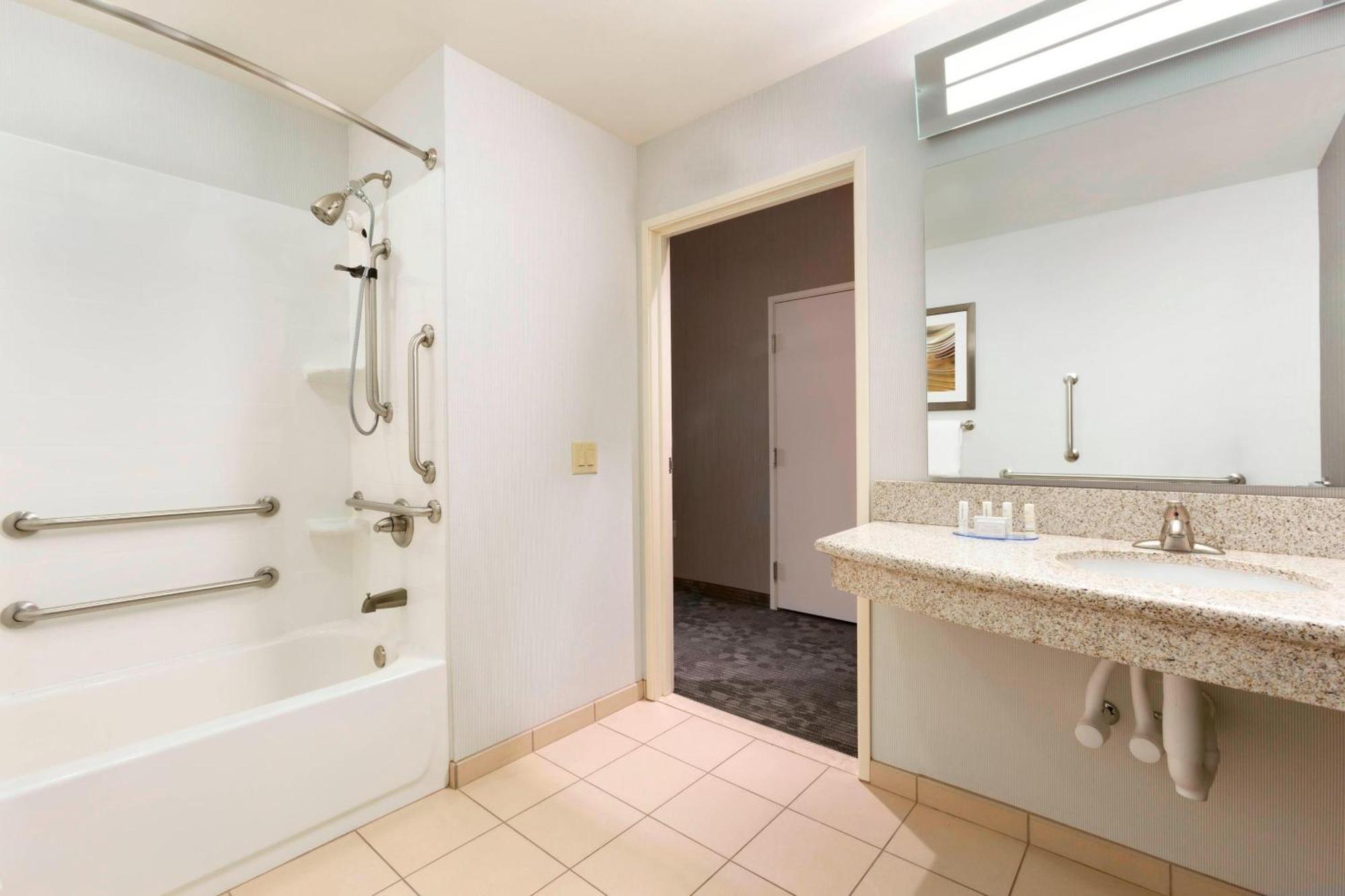Courtyard By Marriott Kalamazoo Portage Dış mekan fotoğraf